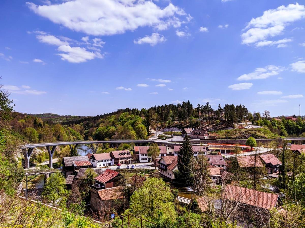 Apartments Vesna Slunj Esterno foto